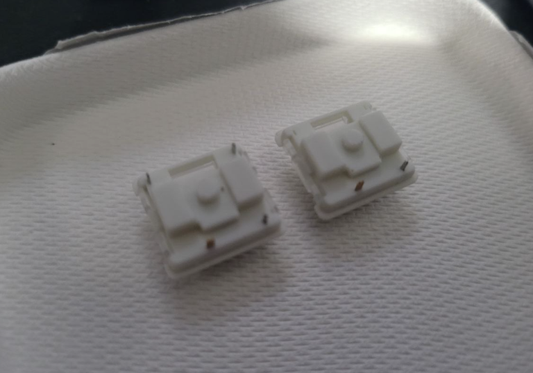 naya create switches - missing legs?